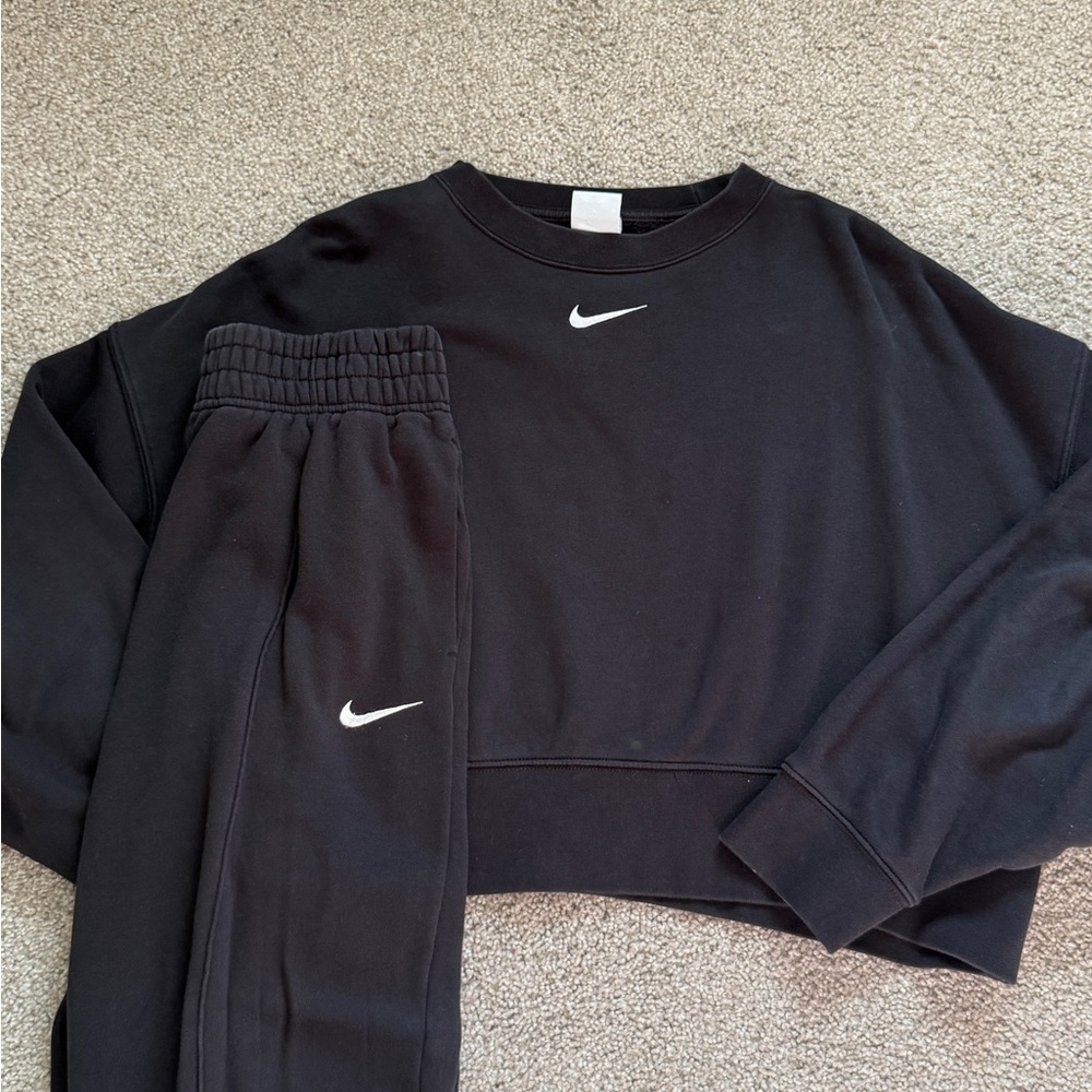 Nike Black Tracksuit Set